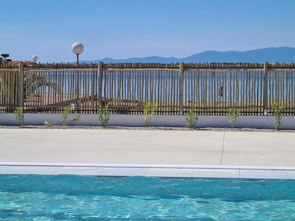 Bel Appartement Vue Sur Le Lac Marin Avec Piscine Ле Баркарес Экстерьер фото